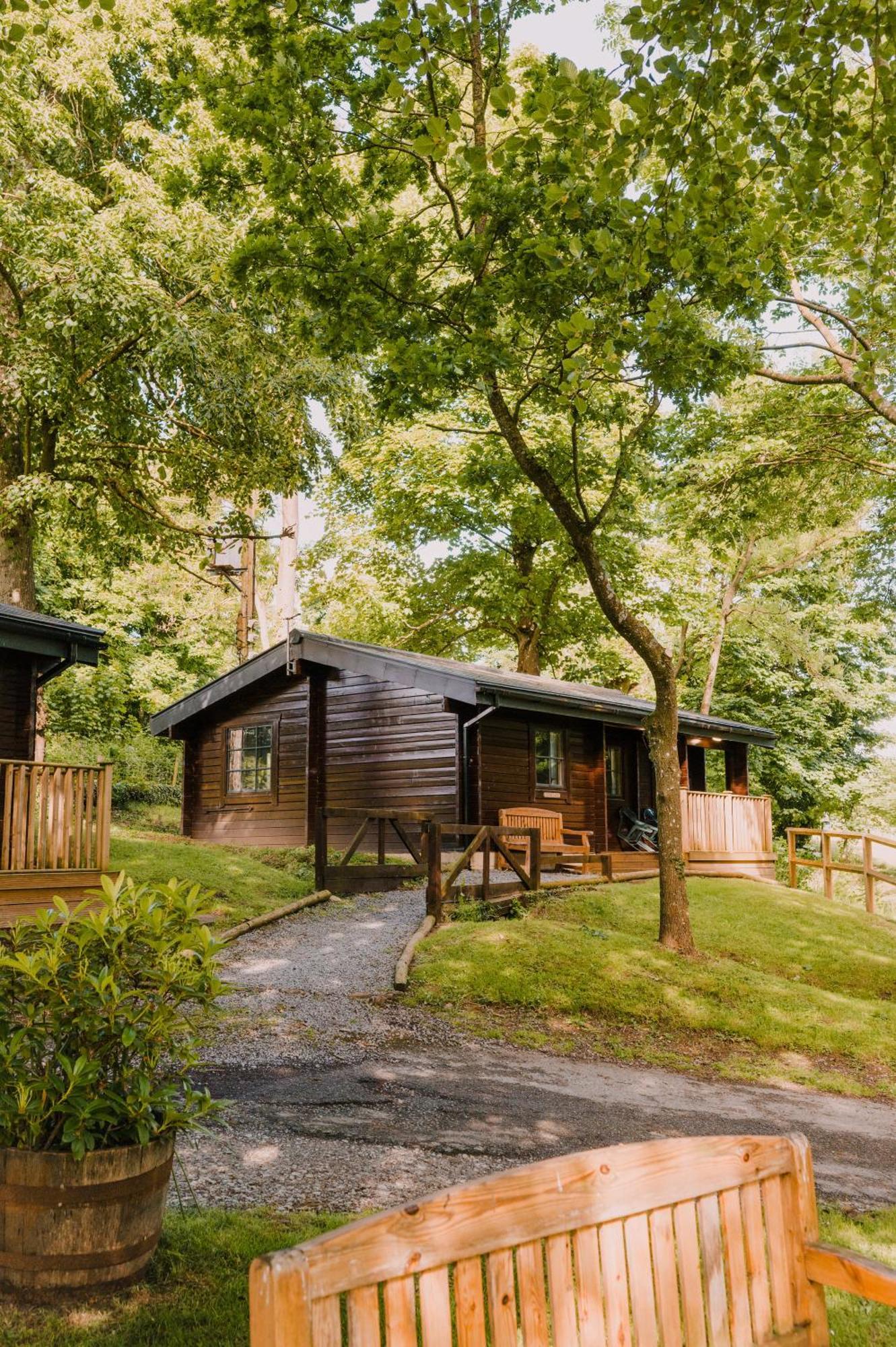 The Jonas Centre Villa Leyburn Exterior foto